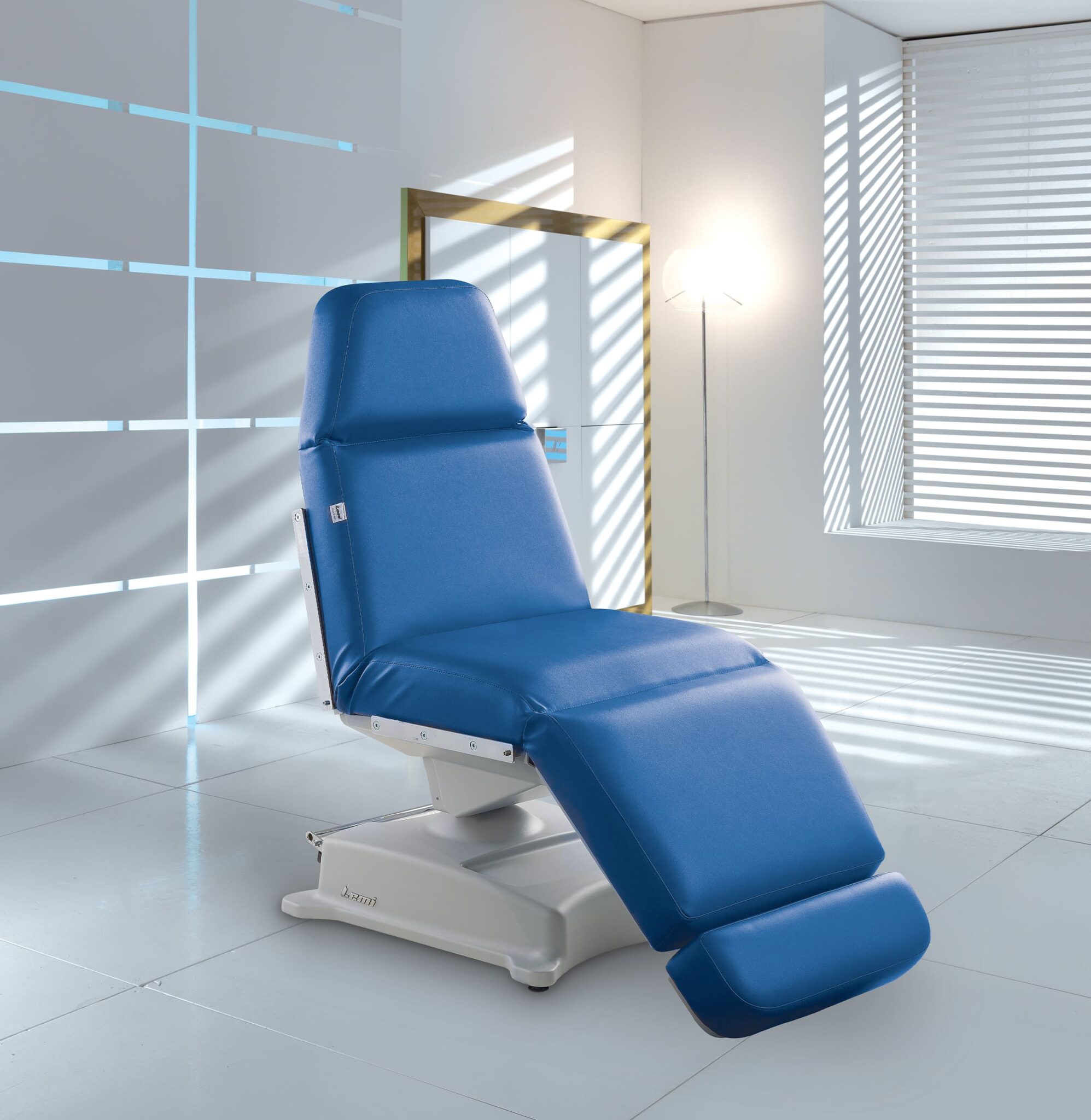 Scaun pentru tratamente oncologice, Lemi Ke-Treat